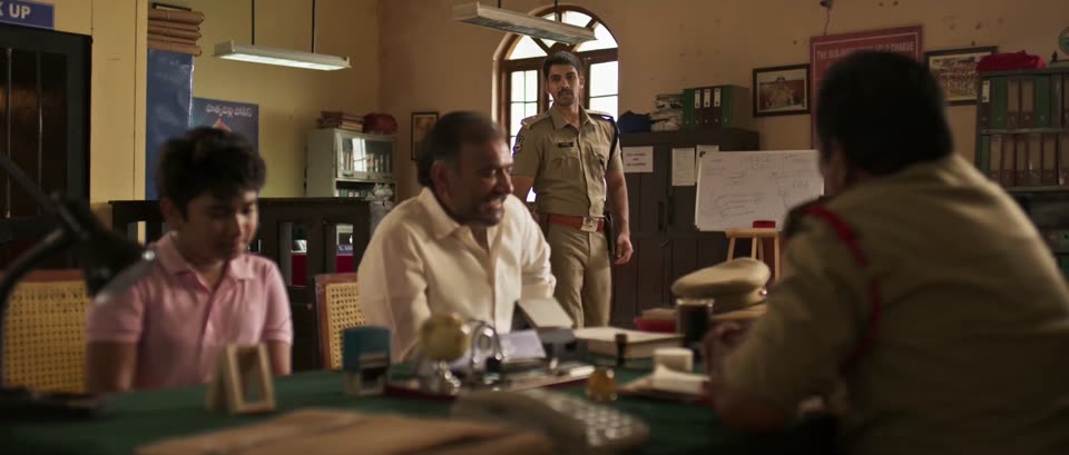 Odela Railway Station (2022) Hindi Dubbed Movie screenshot 3