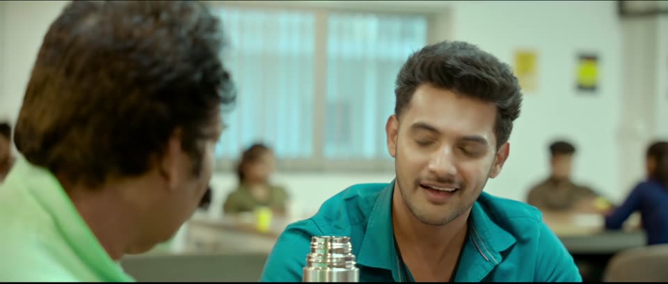 Crazy Fellow (2022) Hindi Dubbed Movie screenshot 2