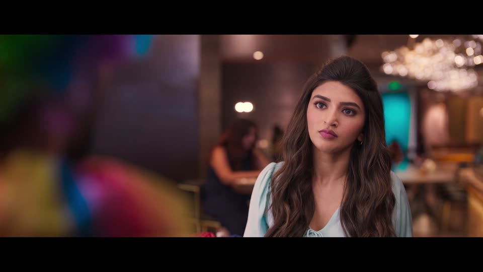 Extra Ordinary Man (2023) Hindi Dubbed Movie screenshot 2