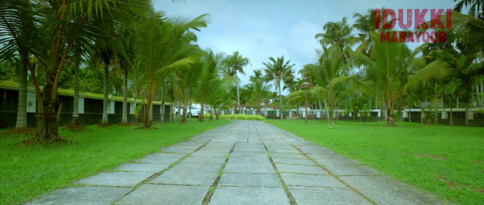 Nalla Nilavulla Rathri (2023) Hindi Dubbed Movie screenshot 1