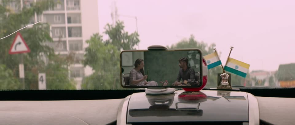 Once Upon a Time in Madras (2024) Hindi Dubbed Movie screenshot 3