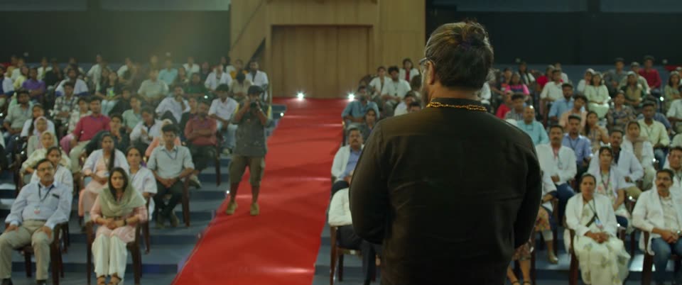 Hunt (2024) Hindi Dubbed Movie screenshot 1