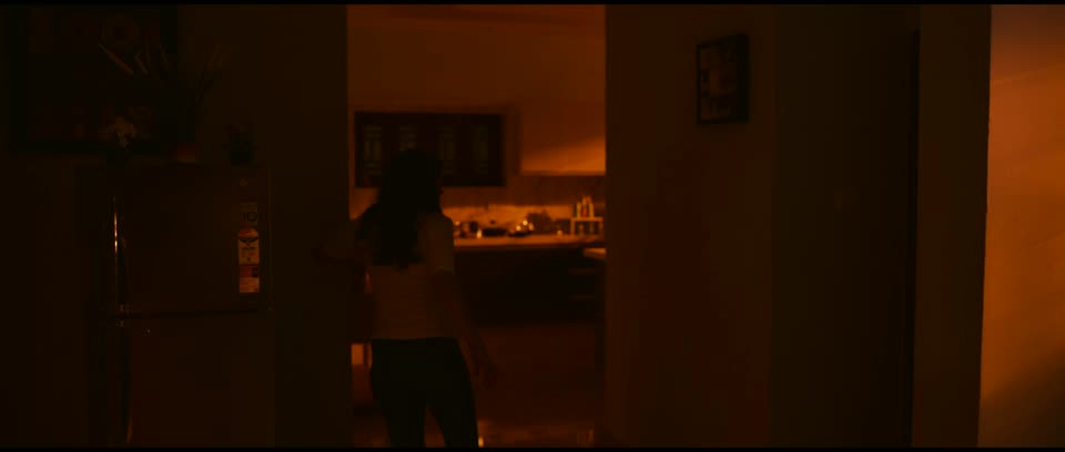 105 Minutes (2024) Hindi Dubbed Movie screenshot 4
