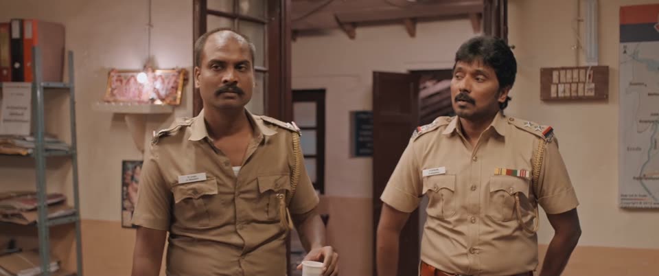 Sattam En Kaiyil (2024) Hindi Dubbed Movie screenshot 3