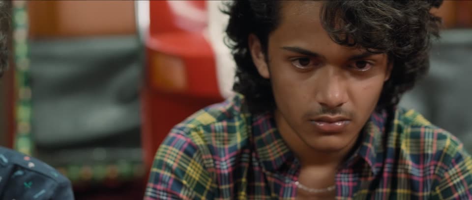 Tuk Tuk (2025) Hindi Dubbed Movie screenshot 6