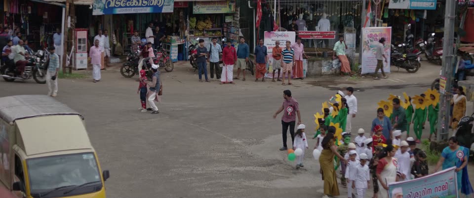 Marana Mass (2025) Hindi Dubbed Movie screenshot 2