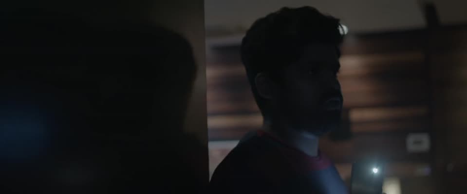 28 Degree Celsius (2025) Hindi Dubbed Movie screenshot 5