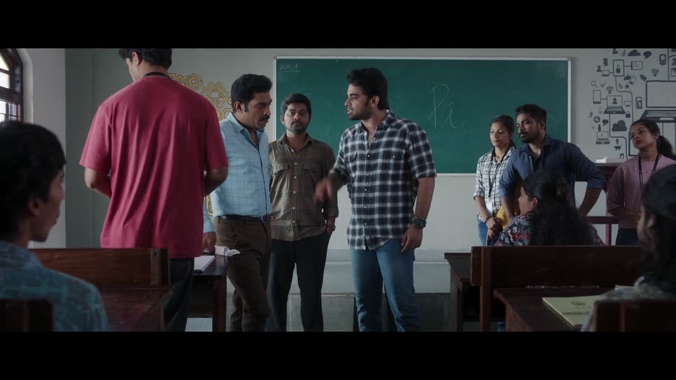 Padakkalam (2025) Hindi Dubbed Movie screenshot 1