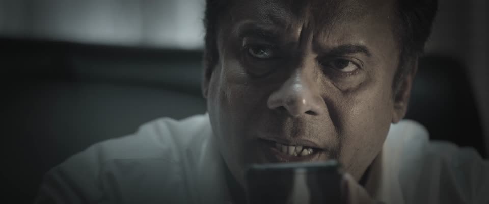 The Door (2025) Hindi Dubbed Movie screenshot 3