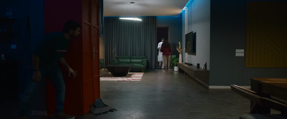 Edagaiye Apaghatakke Karana (2025) Hindi Dubbed Movie screenshot 5