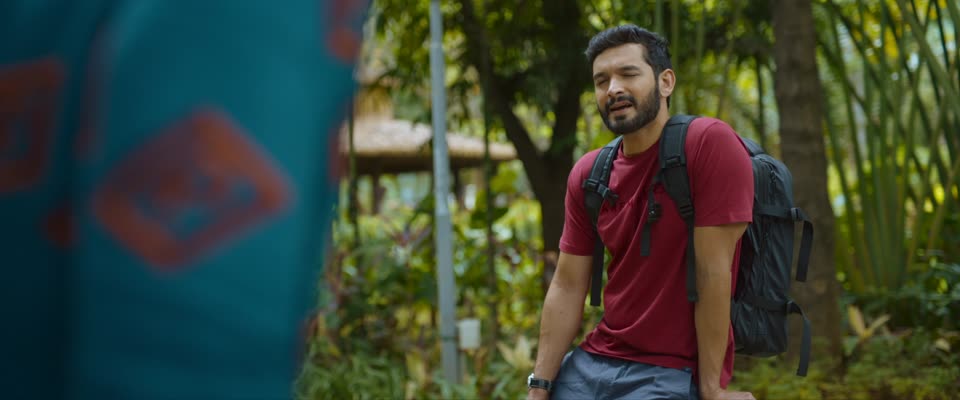 Edagaiye Apaghatakke Karana (2025) Hindi Dubbed Movie screenshot 6