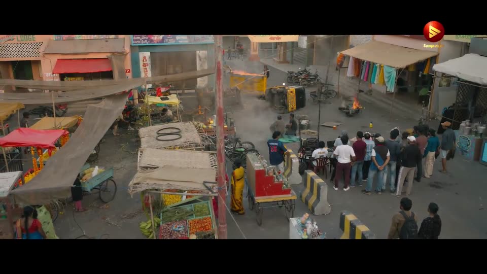Nadikar (2025) Hindi Dubbed Movie screenshot 4