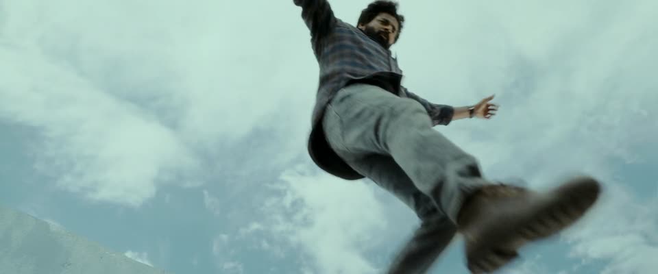 Dil Madharaasi (2025) Hindi Dubbed Movie screenshot 1