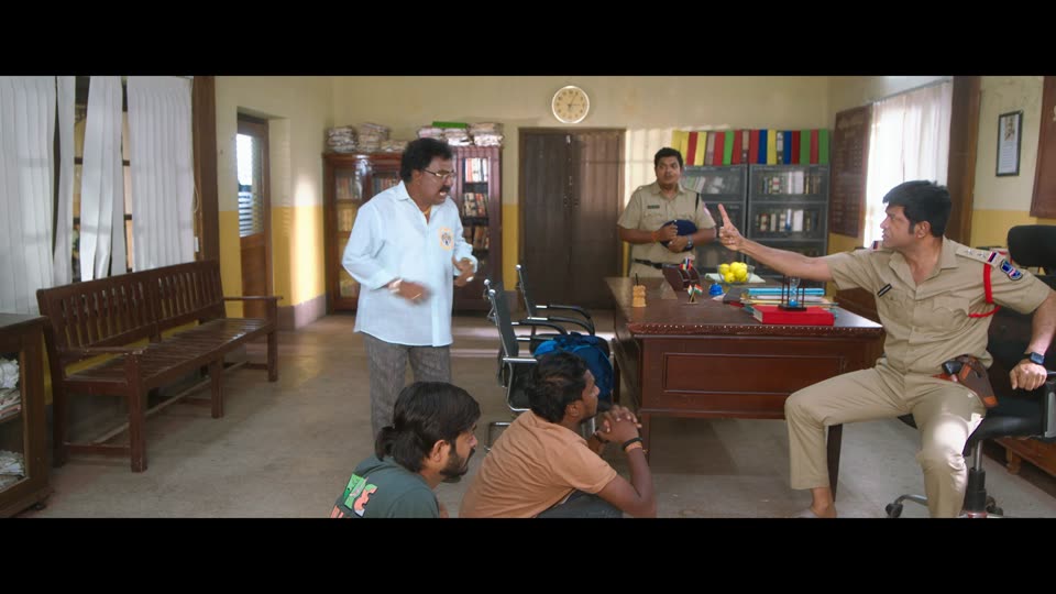 Mithra Mandali (2025) Hindi Dubbed Movie screenshot 3