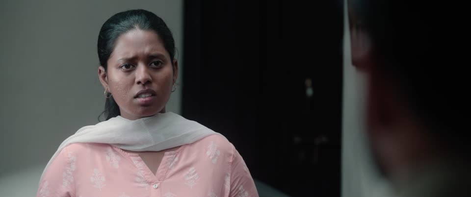 Asthram (2025) Hindi Dubbed Movie screenshot 2