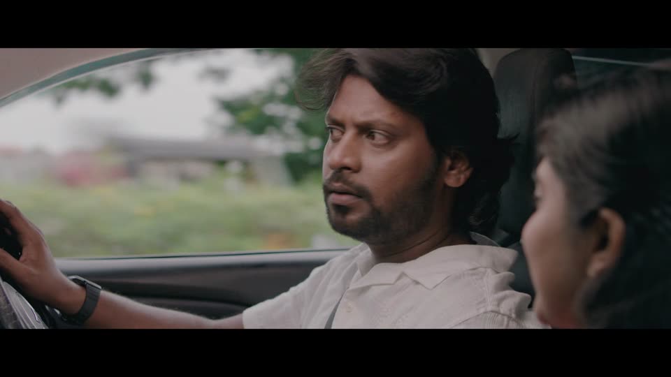 Aan Paavam Pollathathu (2025) Hindi Dubbed Movie screenshot 1