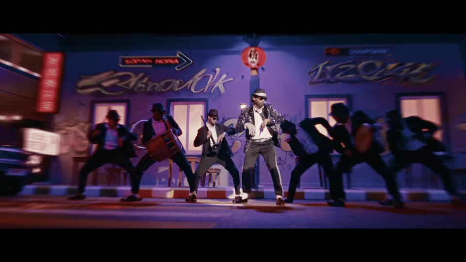 Aan Paavam Pollathathu (2025) Hindi Dubbed Movie screenshot 5