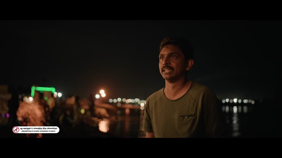 Aan Paavam Pollathathu (2025) Hindi Dubbed Movie screenshot 6