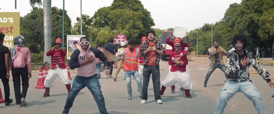 Paanch Minar (2025) Hindi Dubbed Movie screenshot 1