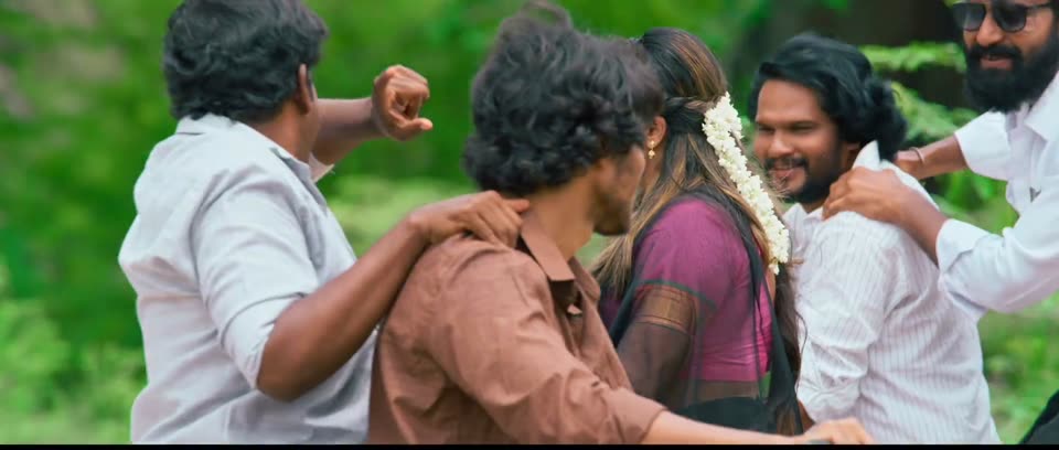 Suryapet Junction (2025) Hindi Dubbed Movie screenshot 3