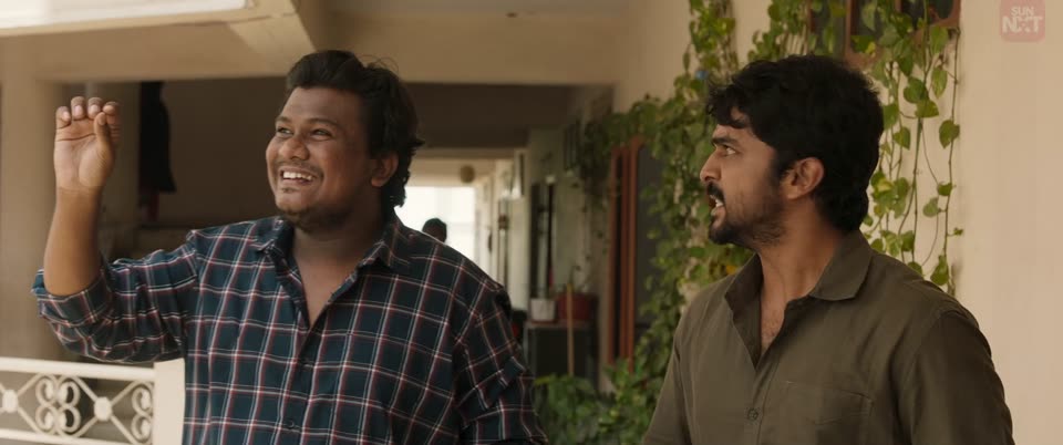 Theeyavar Kulaigal Nadunga (2025) Hindi Dubbed Movie screenshot 3