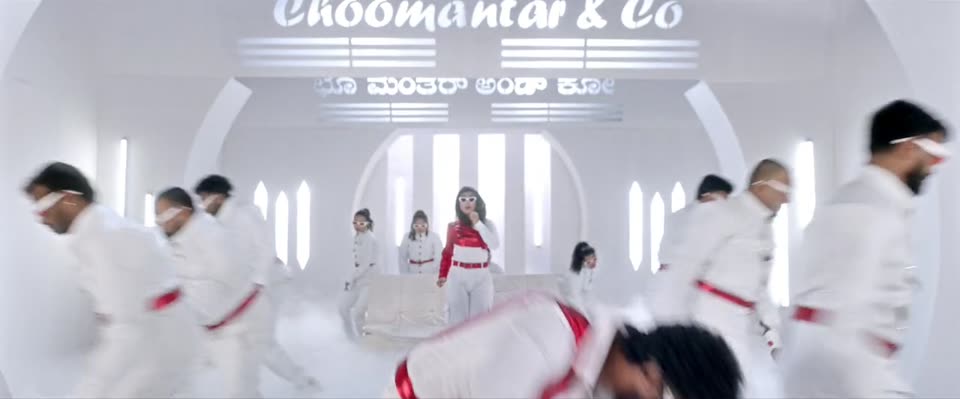Choo Mantar (2025) Hindi Dubbed Movie screenshot 1