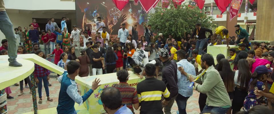 Junior (2025) Hindi Dubbed Movie screenshot 1