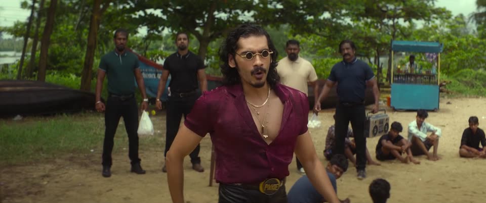 Chatha Pacha (2026) Hindi Dubbed Movie screenshot 2