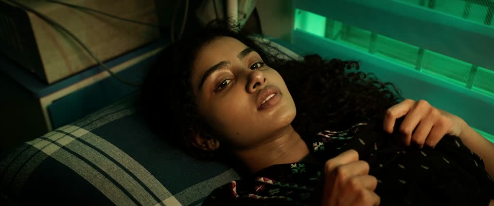 Lockdown (2026) Hindi Dubbed Movie screenshot 6
