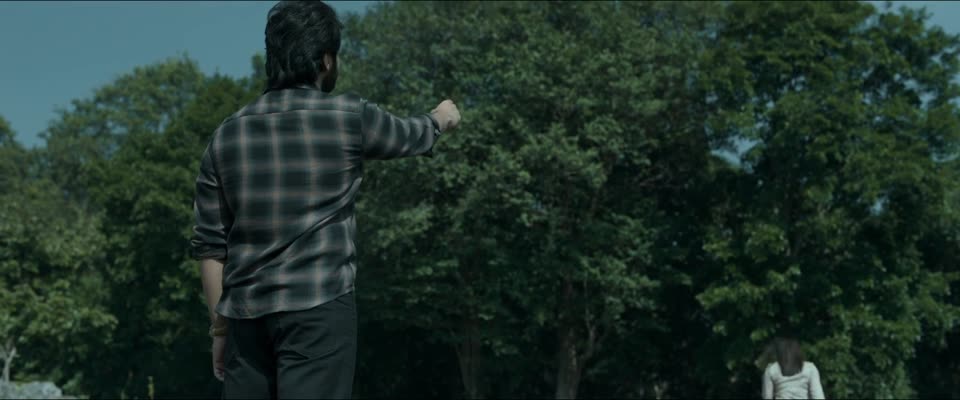 Eesha (2026) Hindi Dubbed Movie screenshot 6