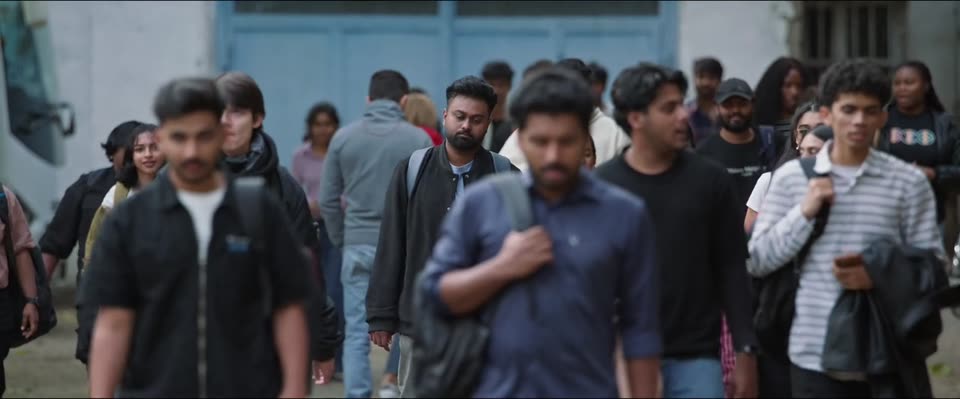 Vaazha II Biopic of a Billion Bros (2026) Hindi Dubbed Movie screenshot 5