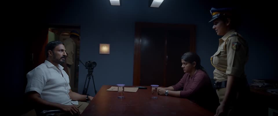 Ini Utharam (2026) Hindi Dubbed Movie screenshot 4