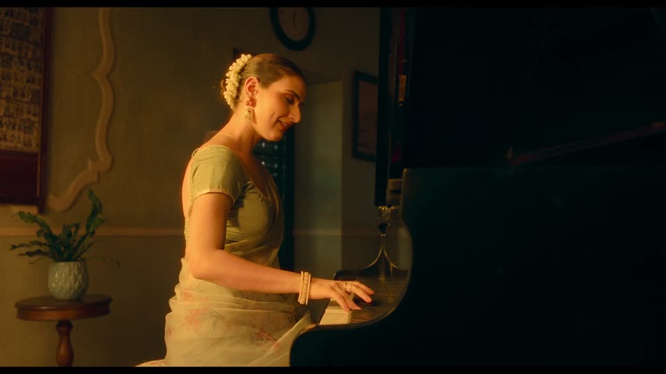 Aap Jaisa Koi (2025) Hindi Movie screenshot 3