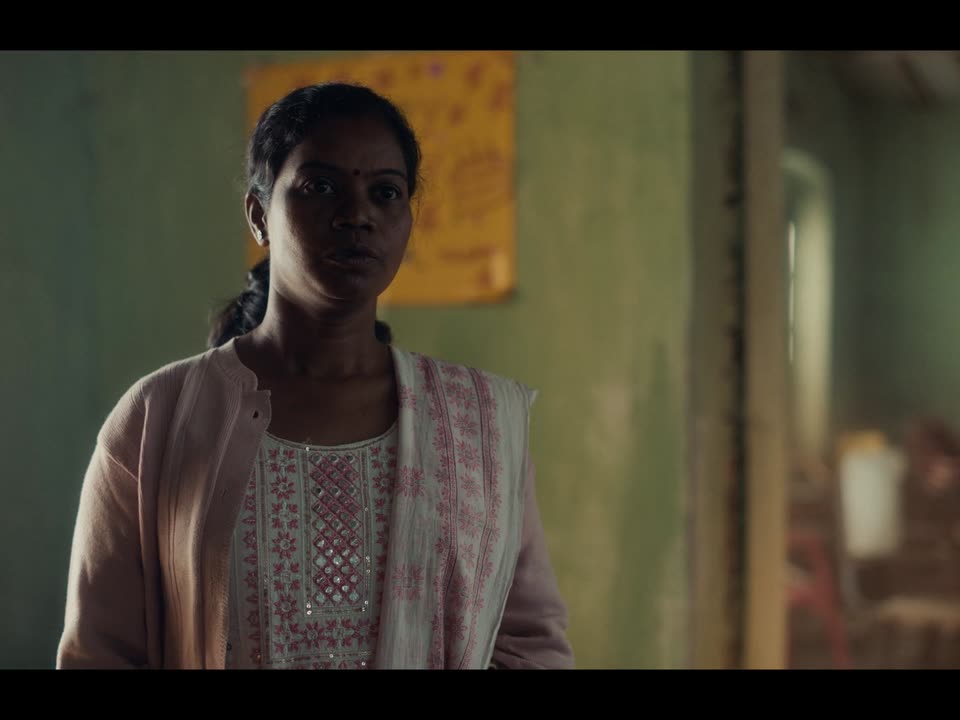Humans in the Loop (2025) Hindi Movie screenshot 1