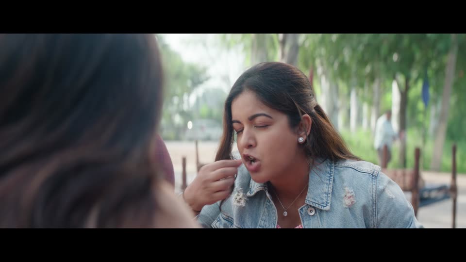 De De Pyaar De 2 (2025) Hindi Movie screenshot 1