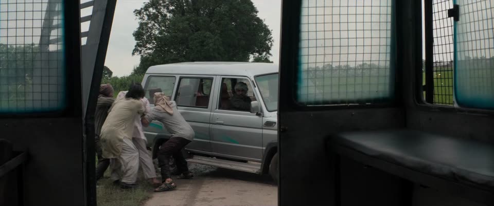 Dhurandhar The Revenge (2026) Hindi Movie screenshot 1