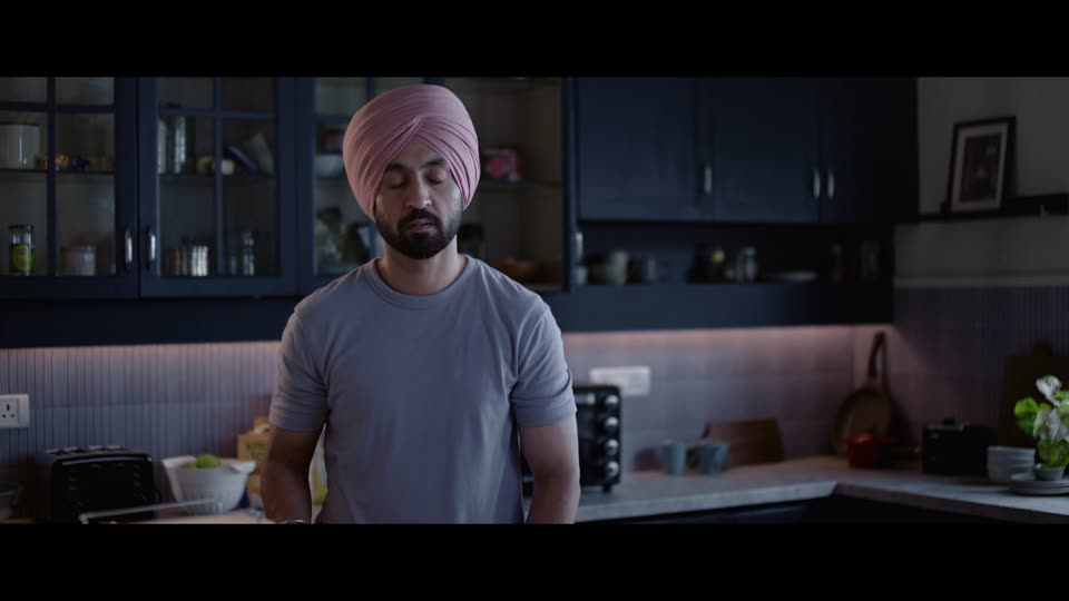 Main Vaapas Aaunga (2026) Hindi Movie screenshot 1