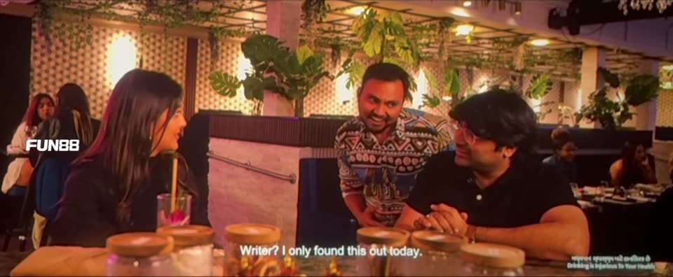 Vande Bharat Via USA (2025) Gujarati Movie screenshot 2