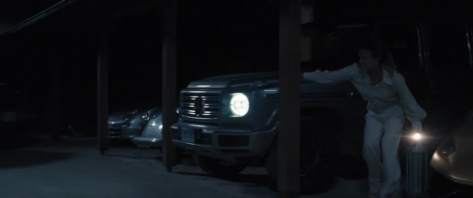 Death of a Unicorn (2025) Hindi Dubbed Movie screenshot 5