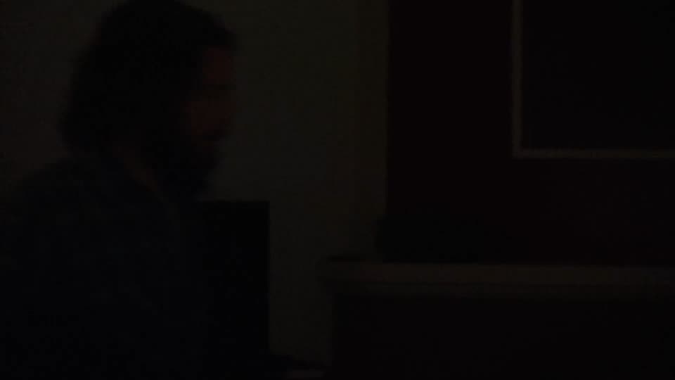 Showing Up (2022) Hindi Dubbed Movie screenshot 4