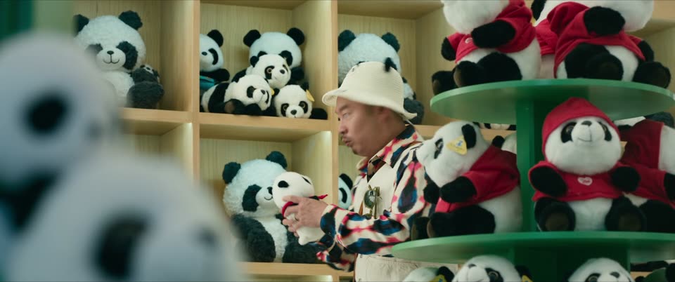 Panda Plan (2024) Hindi Dubbed Movie screenshot 2