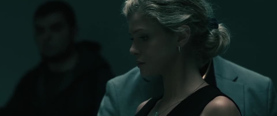 Here Now (2024) Hindi Dubbed Movie screenshot 4