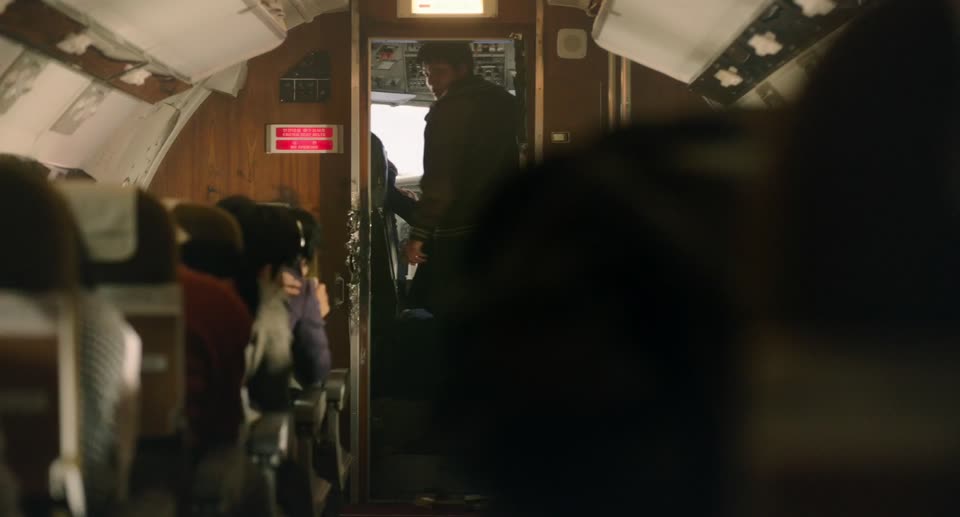 Hijack 1971 (2024) Hindi Dubbed Movie screenshot 3