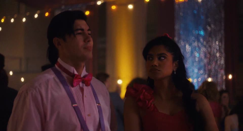 Fear Street: Prom Queen (2025) Hindi Dubbed Movie screenshot 3