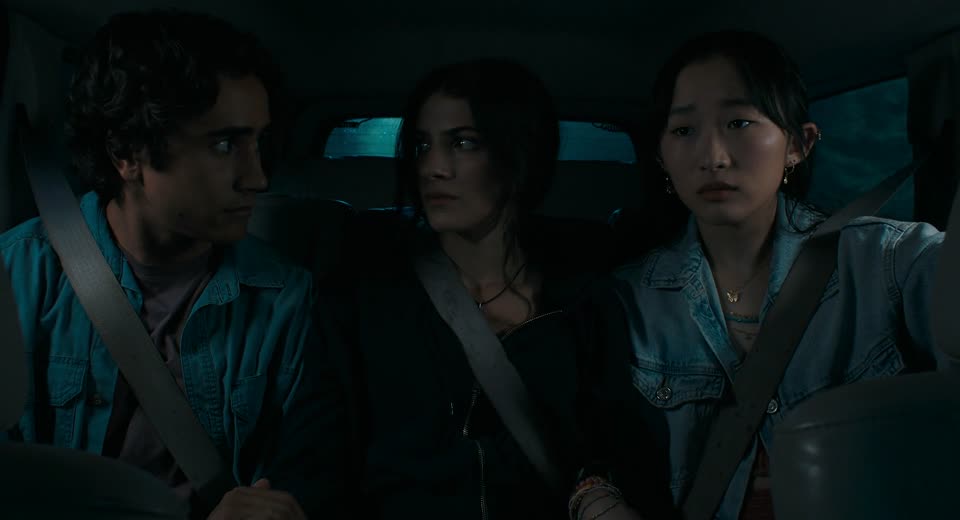 Until Dawn (2025) Hindi Dubbed Movie screenshot 1