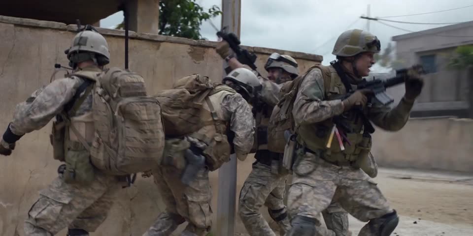 Warfare (2025) Hindi Dubbed Movie screenshot 5