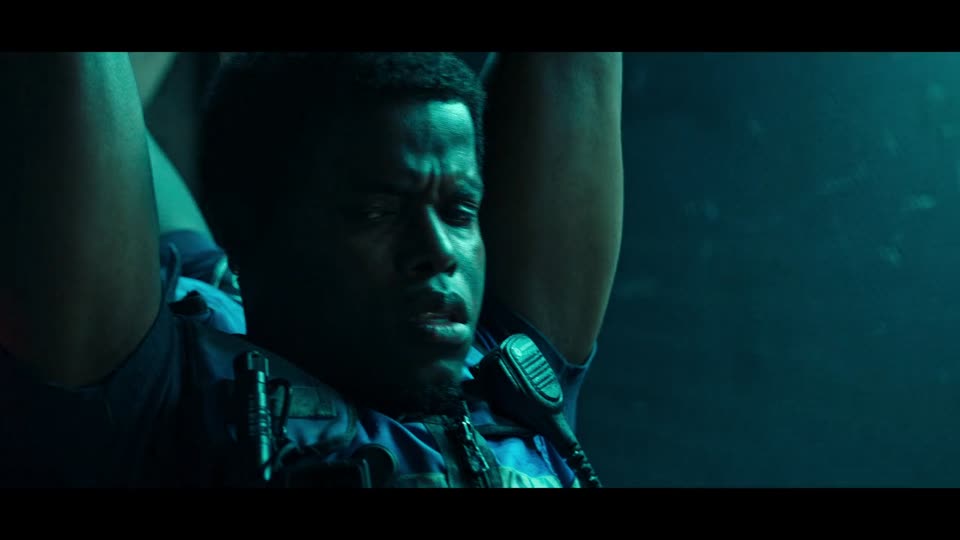 Almost Cops (2025) Hindi Dubbed Movie screenshot 5