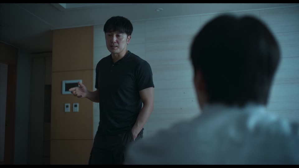 Wall to Wall (2025) Hindi Dubbed Movie screenshot 4