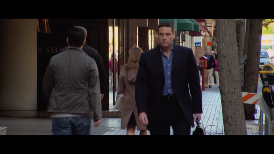 Trainwreck P.I. Moms (2025) Hindi Dubbed MOvie screenshot 4
