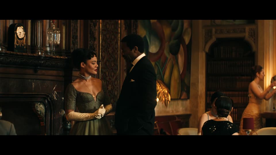 Hedda (2025) Hindi Dubbed Movie screenshot 1